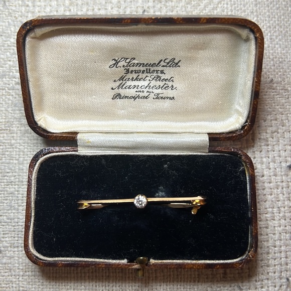 Antique Jewelry - Antique 9 ct Gold Victorian Diamond Pin